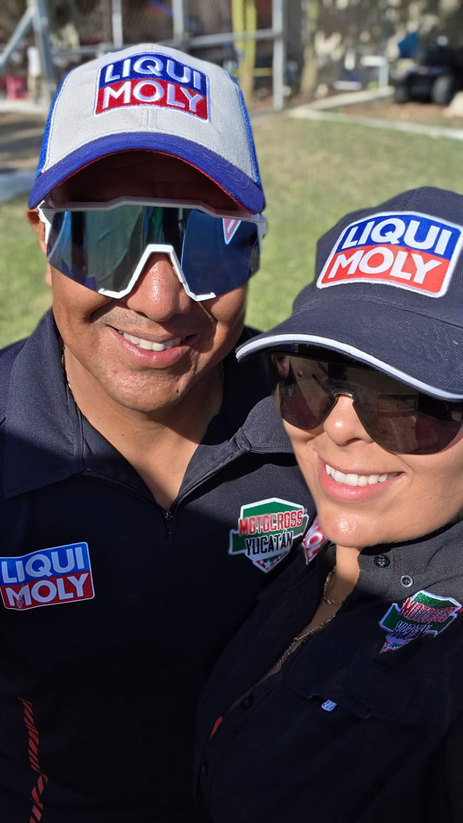 Motocross Yucatán - equipo en pista