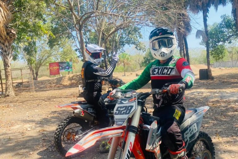 Entrenamiento en campeche previo a las carreras del 21 de mayo