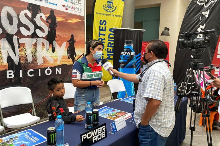 Rueda de prensa Cross country exhibición